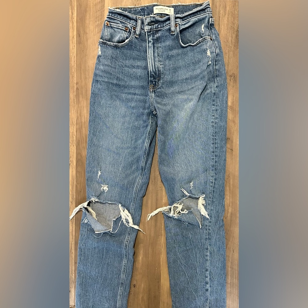 Abercrombie 90s Straight Leg Jeans